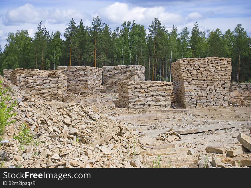 Storage of the extracted slate