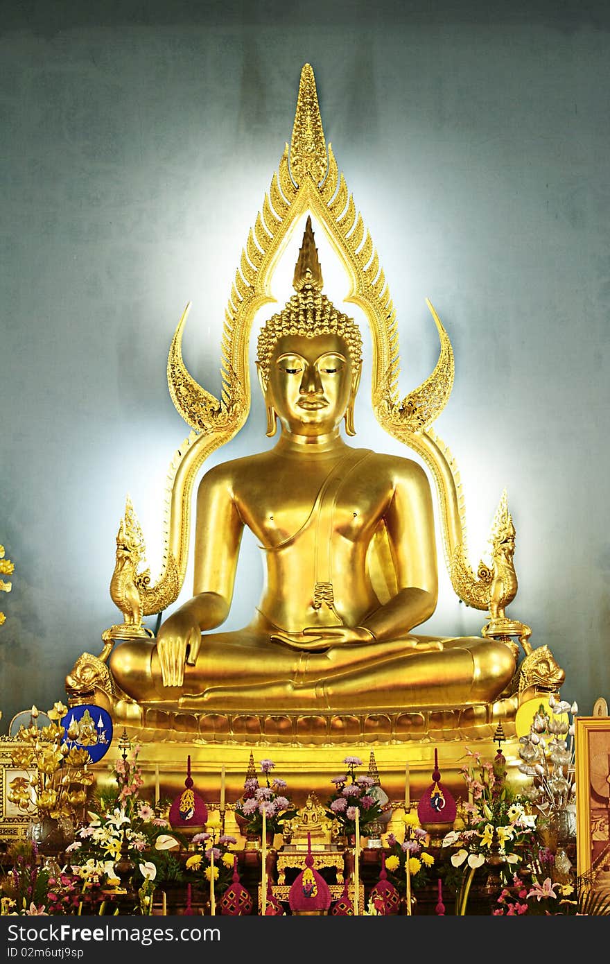 Phra Buddha Chinnarat