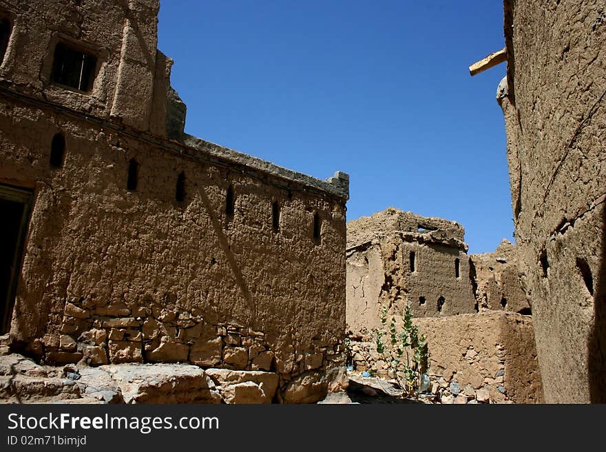 Ruins of old mudflat buildings in the city Biladt Sait in Oman