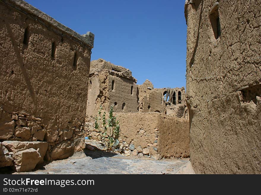 Ruins of old mudflat buildings in the city Biladt Sait in Oman