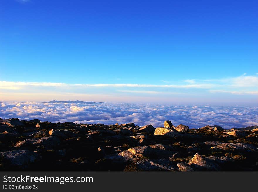 Mountains and the sea of clouds with blue sky in the morning. Mountains and the sea of clouds with blue sky in the morning