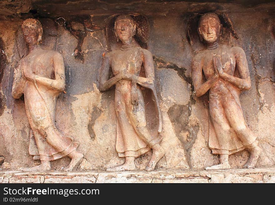 The modesty of a monk   , Sukothai