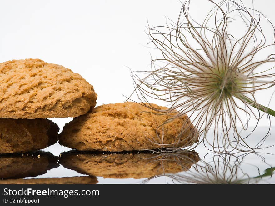 Oaten cookies and puff