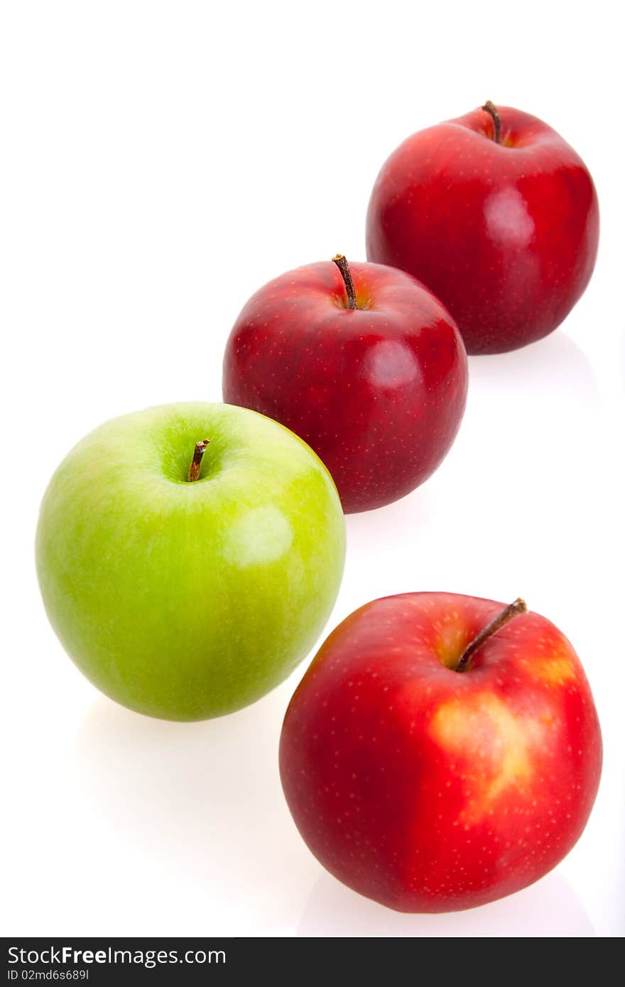 3 red and 1 green apples