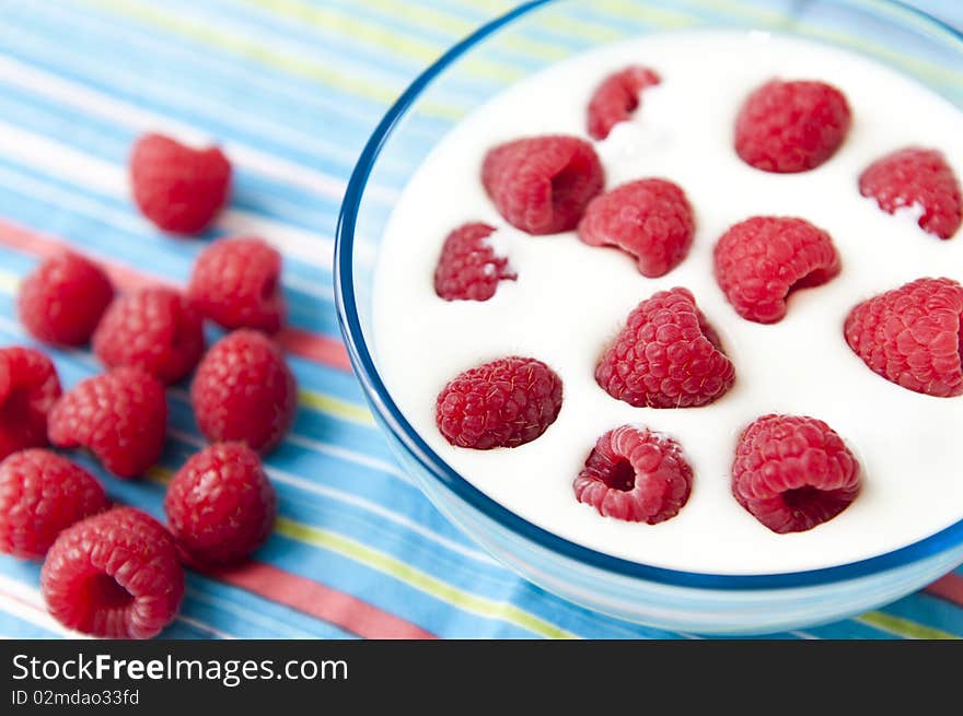 Yogurt dessert with raspberries