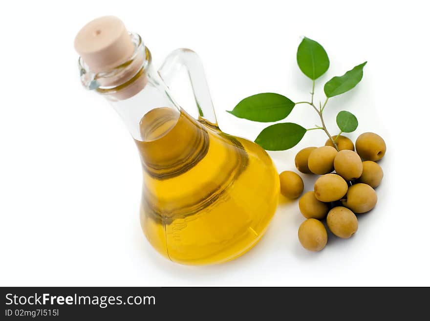 Green olives and oil