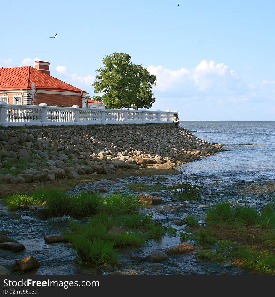 View on the gulf of Finland and Monplaisir Gardern. View on the gulf of Finland and Monplaisir Gardern.