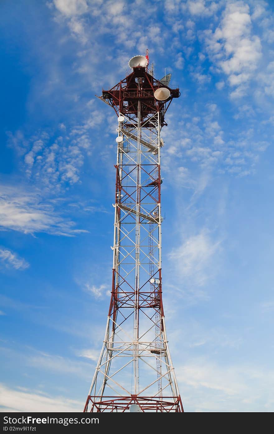 Communication antena with an array of dishes. Communication antena with an array of dishes