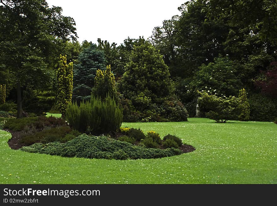 A serene scene in a city puplic parkland. A serene scene in a city puplic parkland