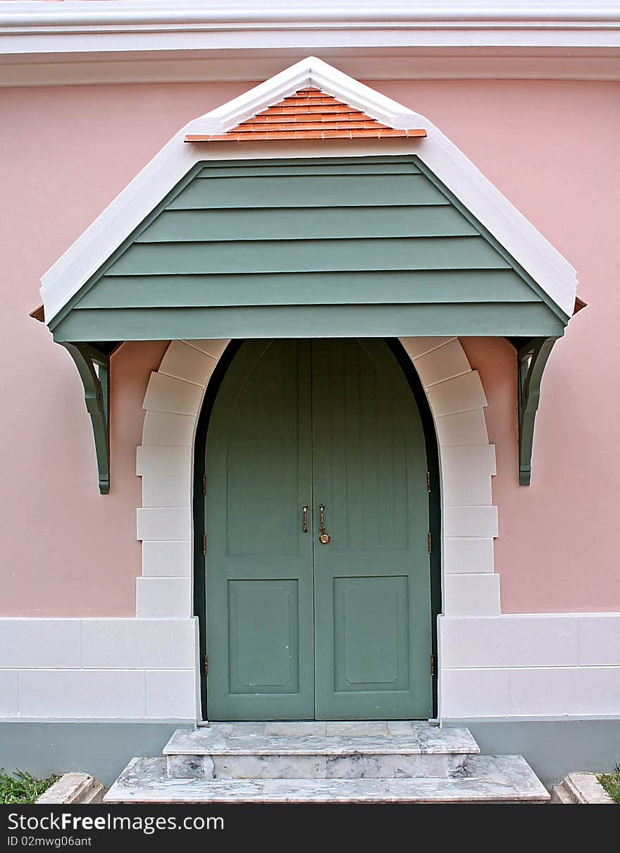 The door it's in temple.