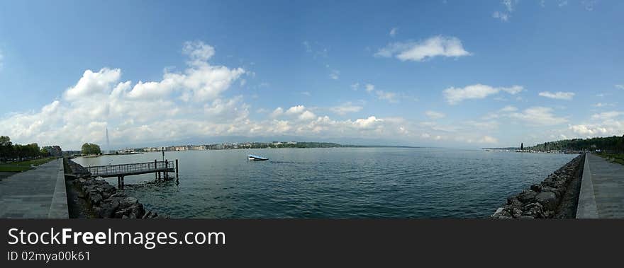 Switzerland, Geneva, panoramic view of Lake Geneva