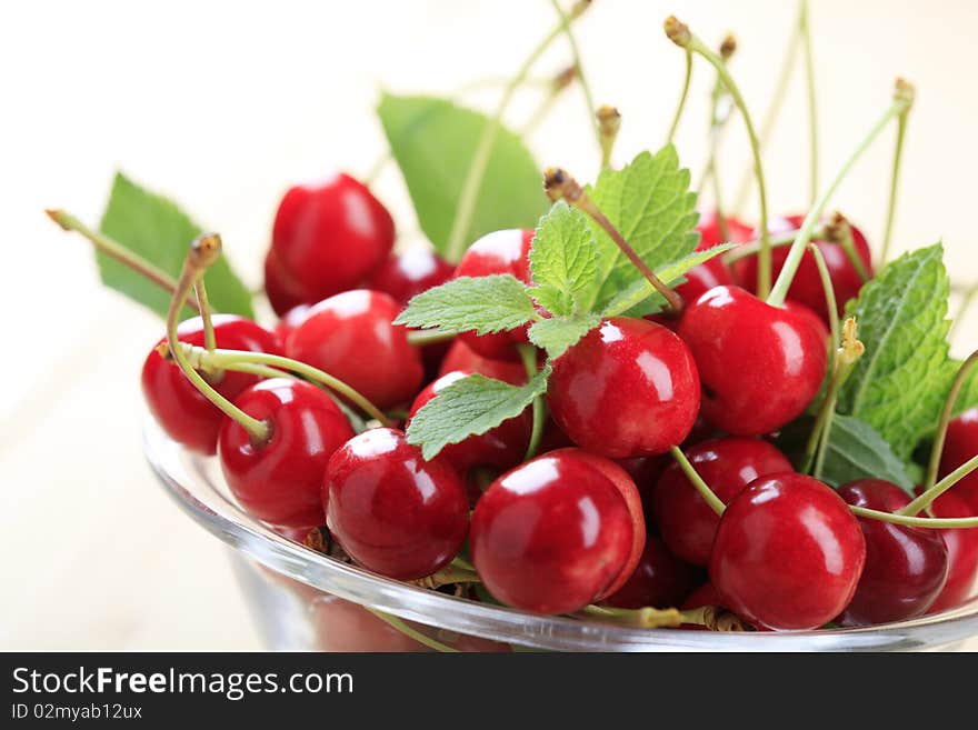 Red cherries in a bowl