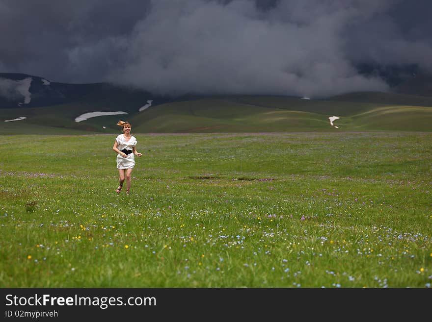 The Girl In Mountains