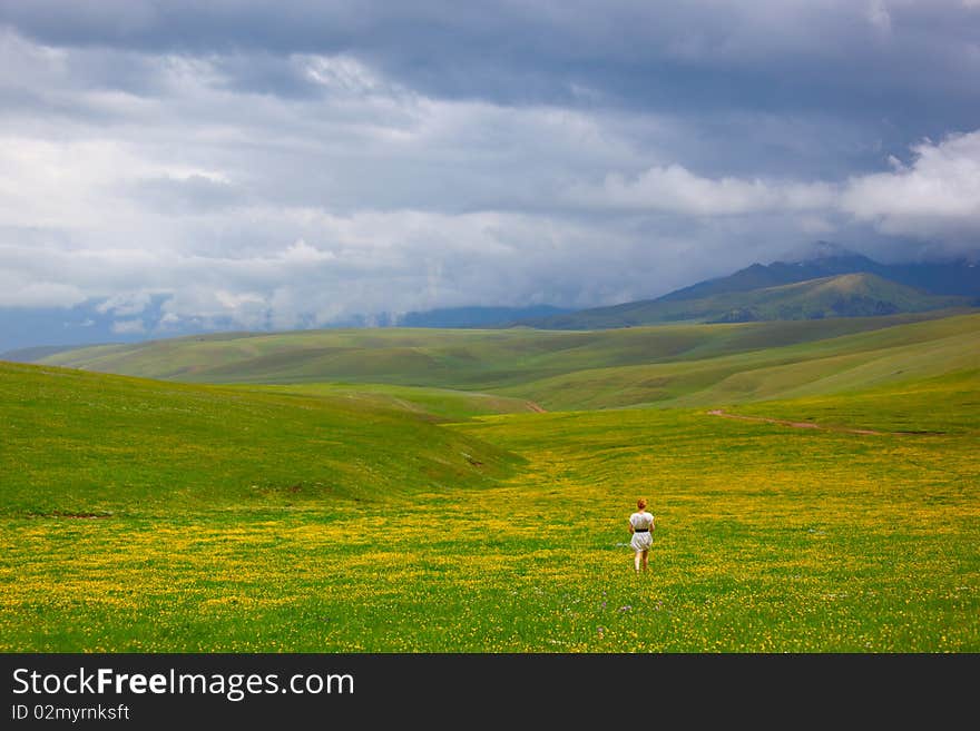 The Girl In Mountains