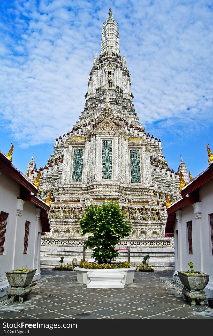 Wat Arunvorawihan, Pagoda at Bangkok Thailand