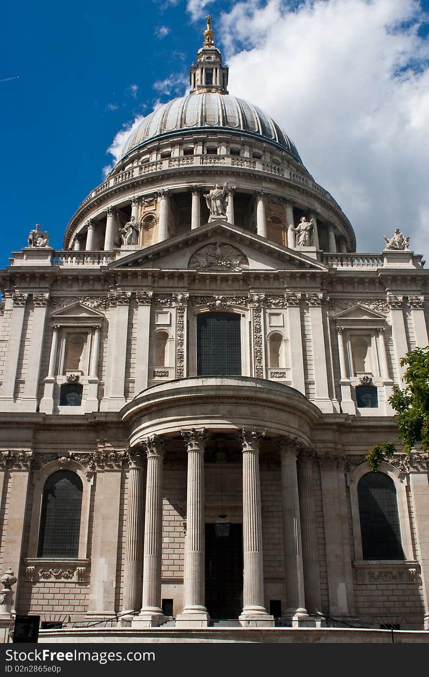 St paul cathedral in london in uk