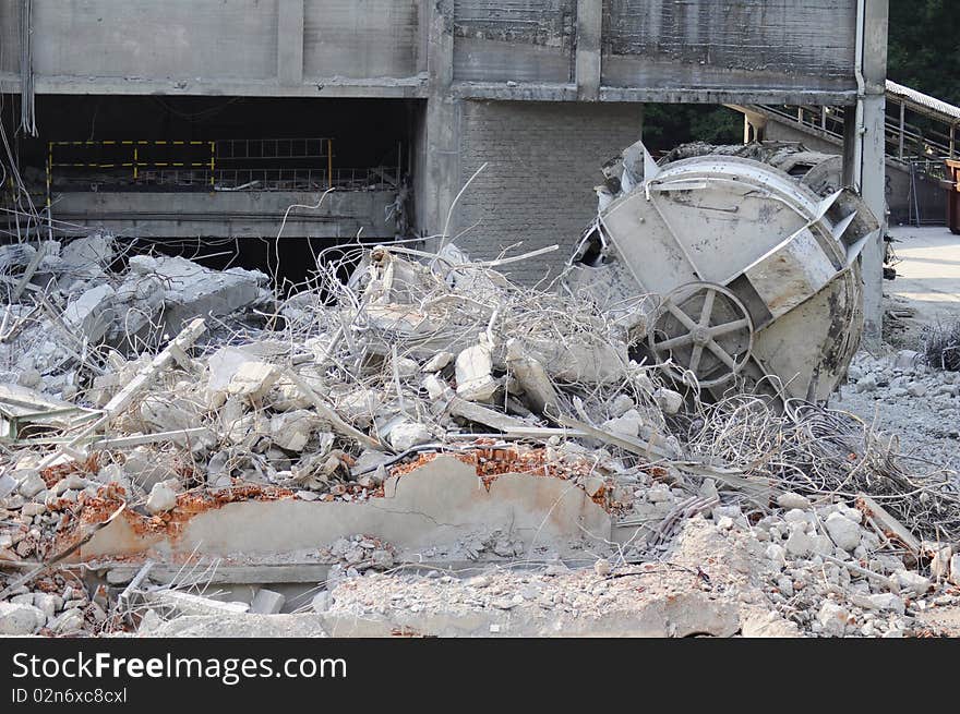 Rubble And Cistern