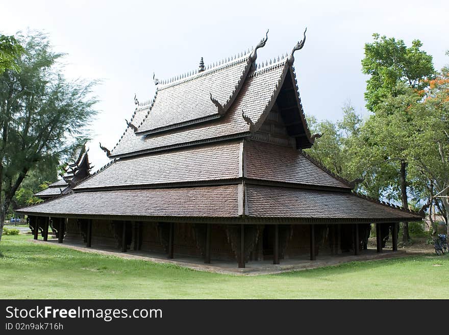 Church in the northern Thai people are respectful of the North. Church in the northern Thai people are respectful of the North.