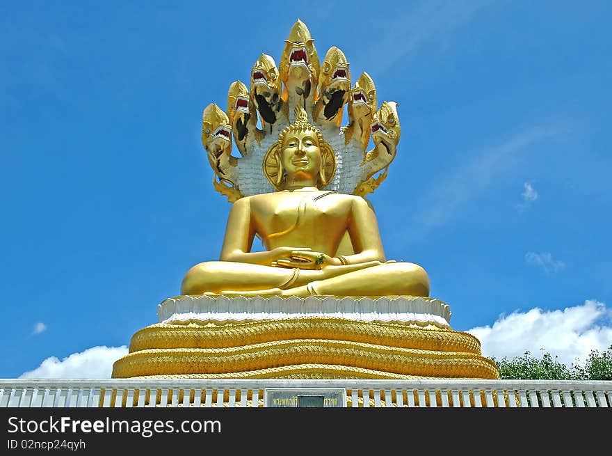 Big Buddha sculpture at Taton Temple