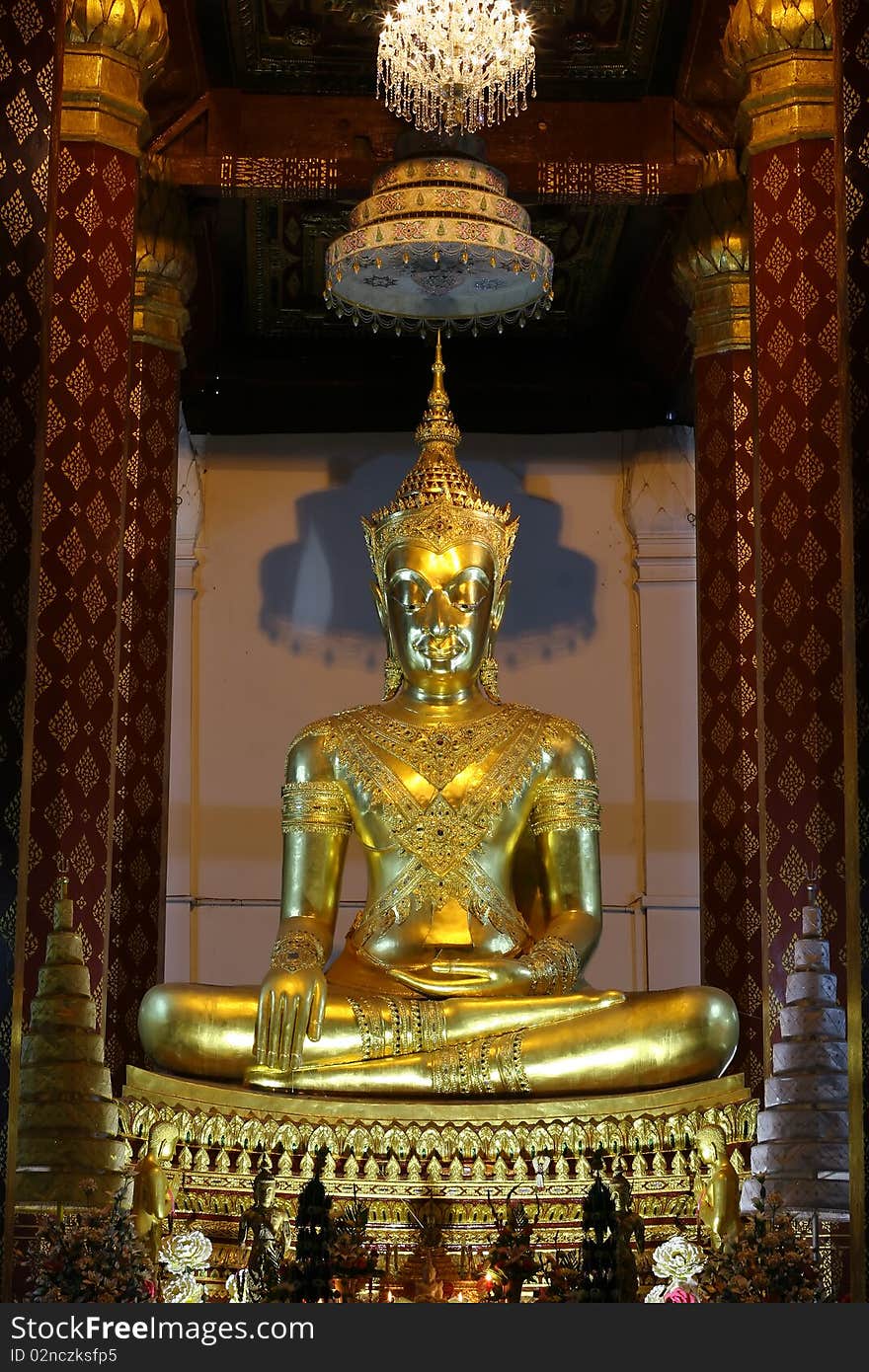 Golden Buddha  Ayutthaya Thailand