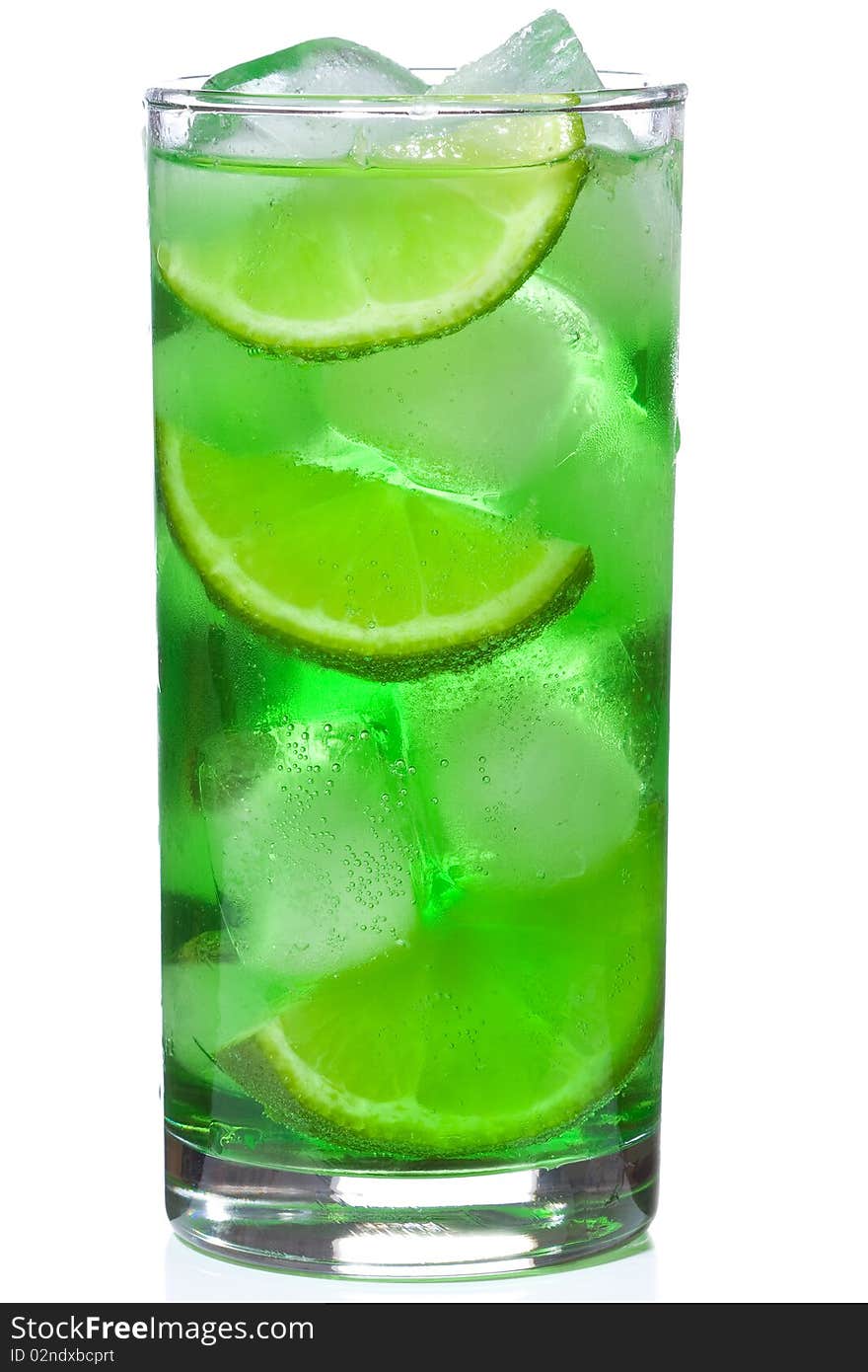 Green alcoholic cocktail with lime