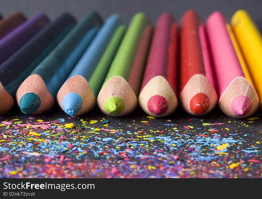 Color pencils in the row