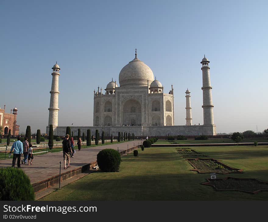 Full view of the Taj Mahal