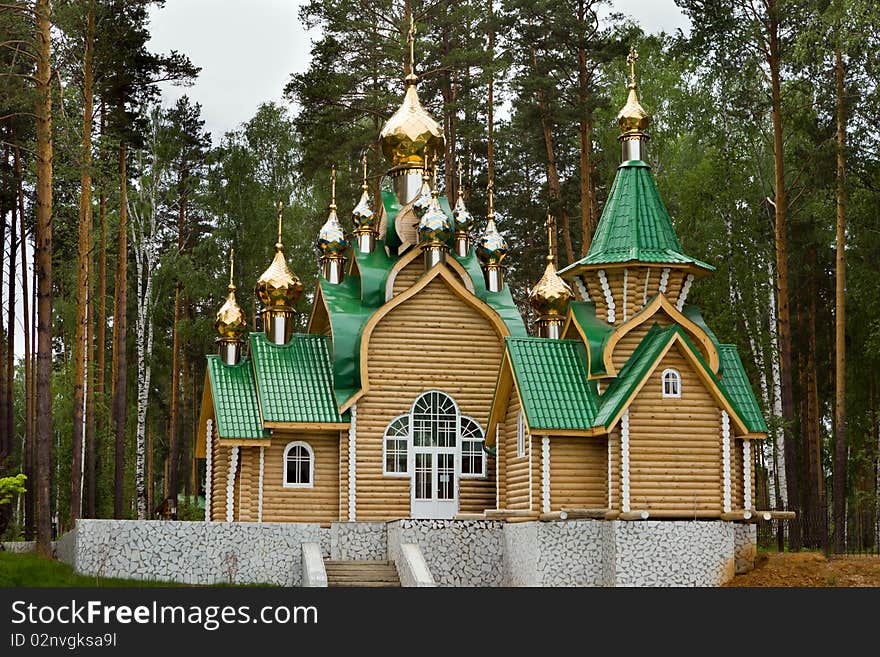 Wooden church constructed in a complex of a monastery of Ganin Jama on a grave of last Russian tsar.