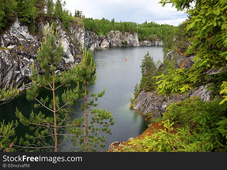 Old Marble Canyon with lake