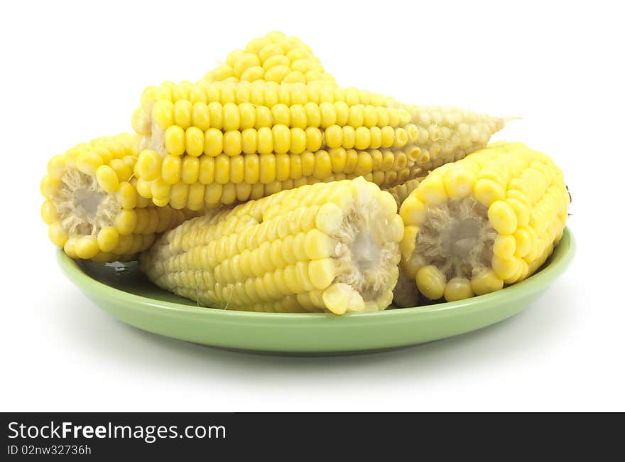 Corn on the green plate