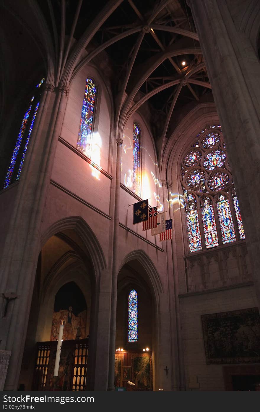 Grace Cathedral Stained Glass And Tapesties