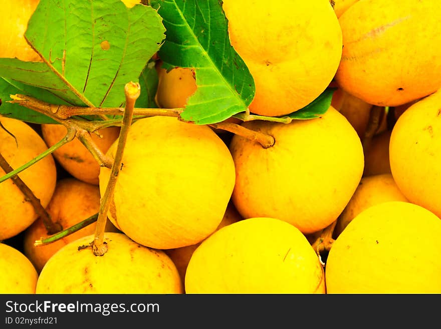 A yellow fruits are a Thai fruits