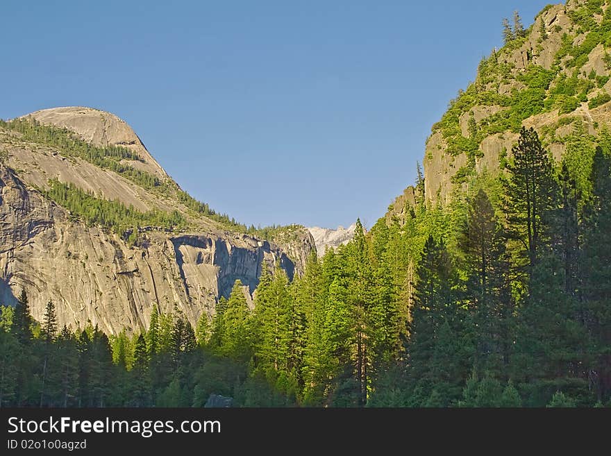 Yosemite Mountains In Summer On A Clear Day