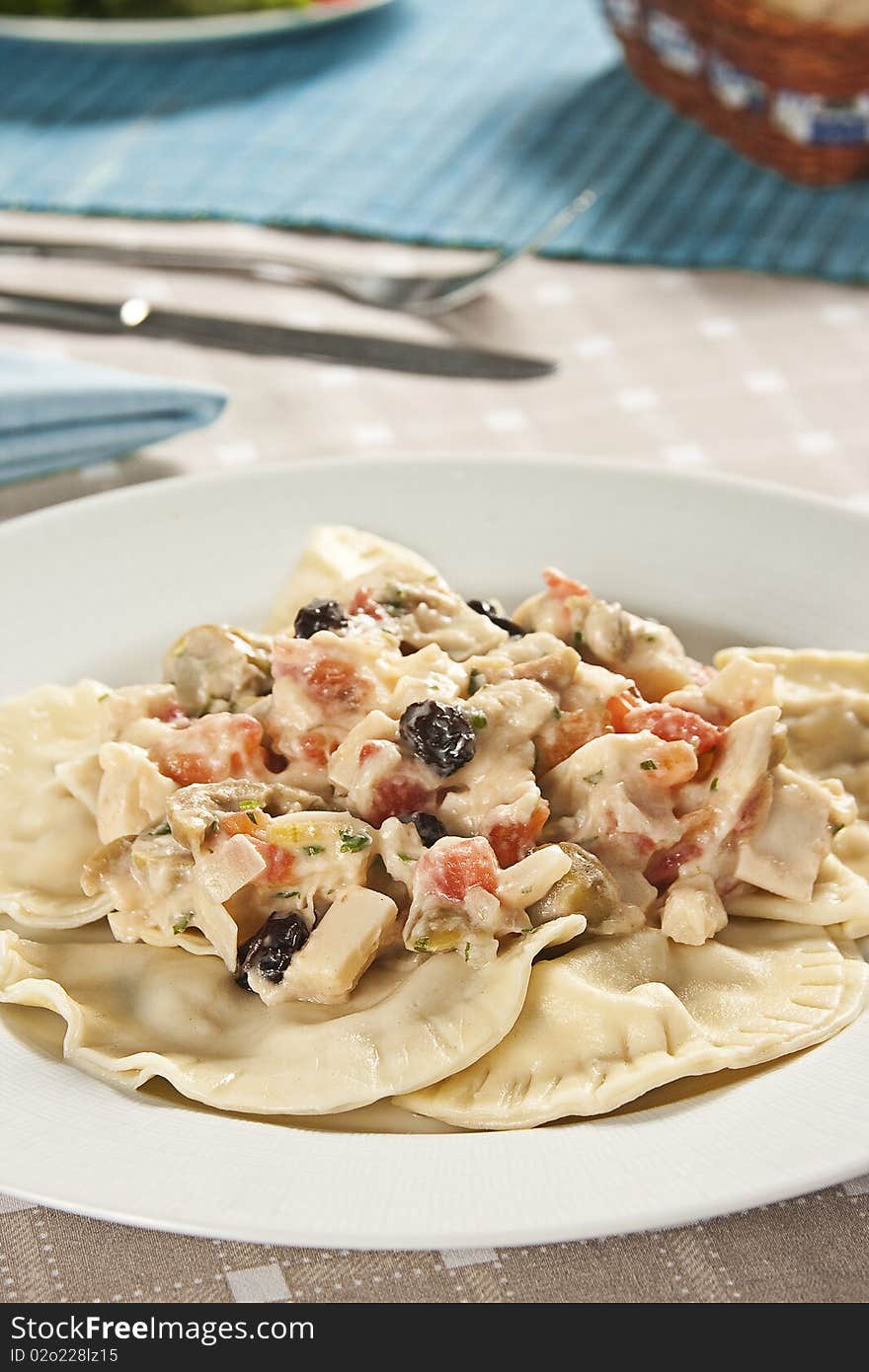 Chicken Ravioli With Sauce Of Palmetto.