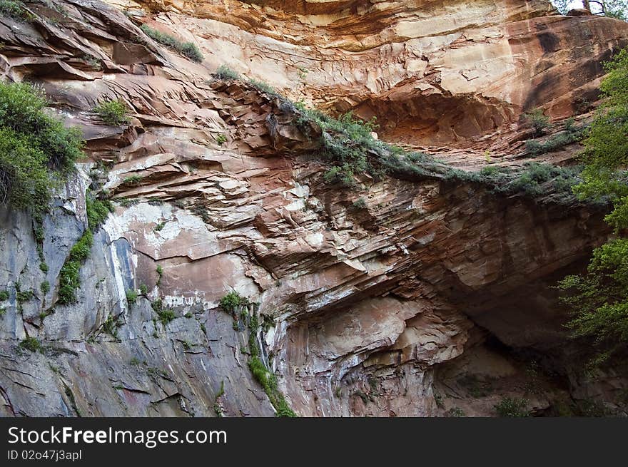 Rock Wall Cave