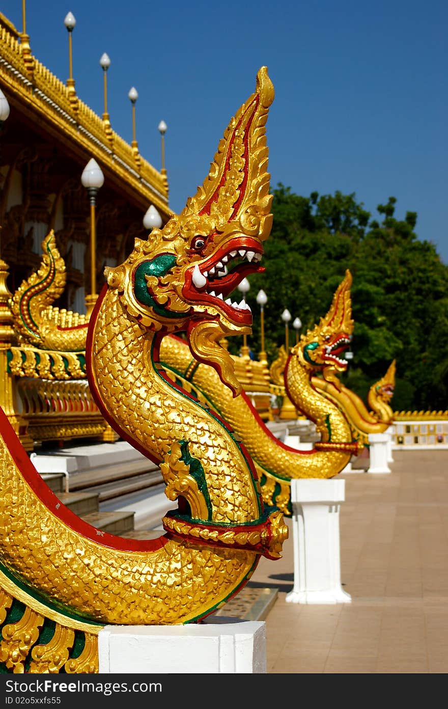 Naga statue on the front entrance Buddha's relics. Naga statue on the front entrance Buddha's relics