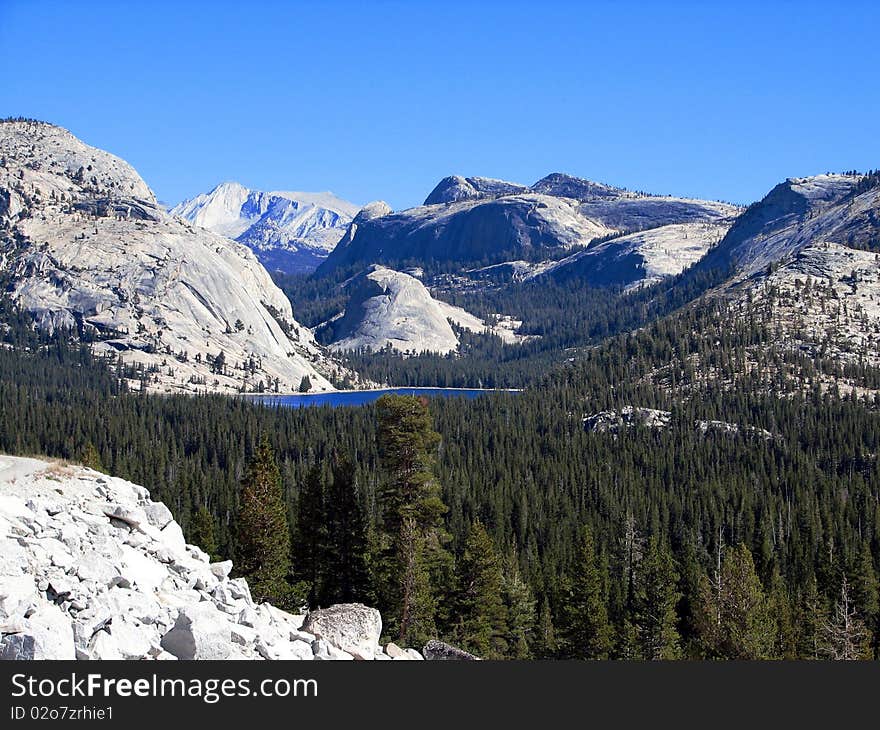 Tenaya Lake