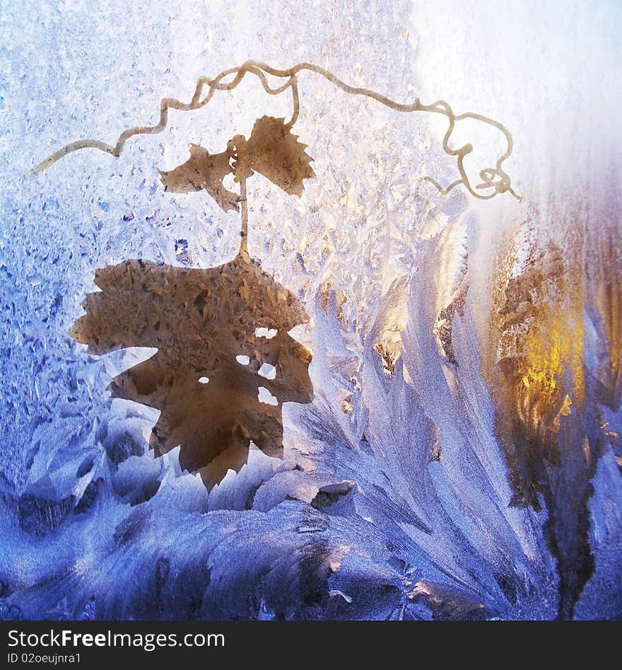 Sheets of ice on the window ..