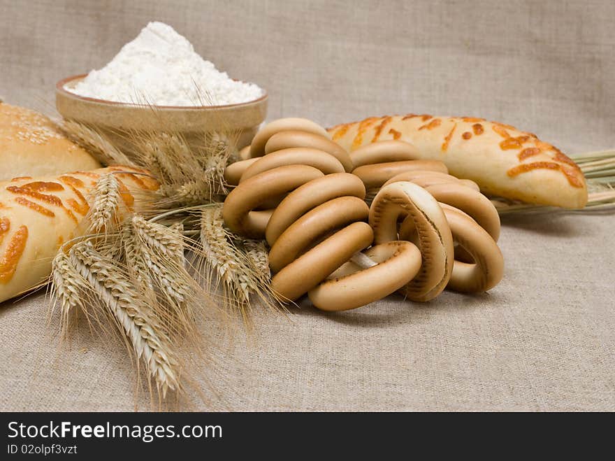 Bakery foods and wheat leaves