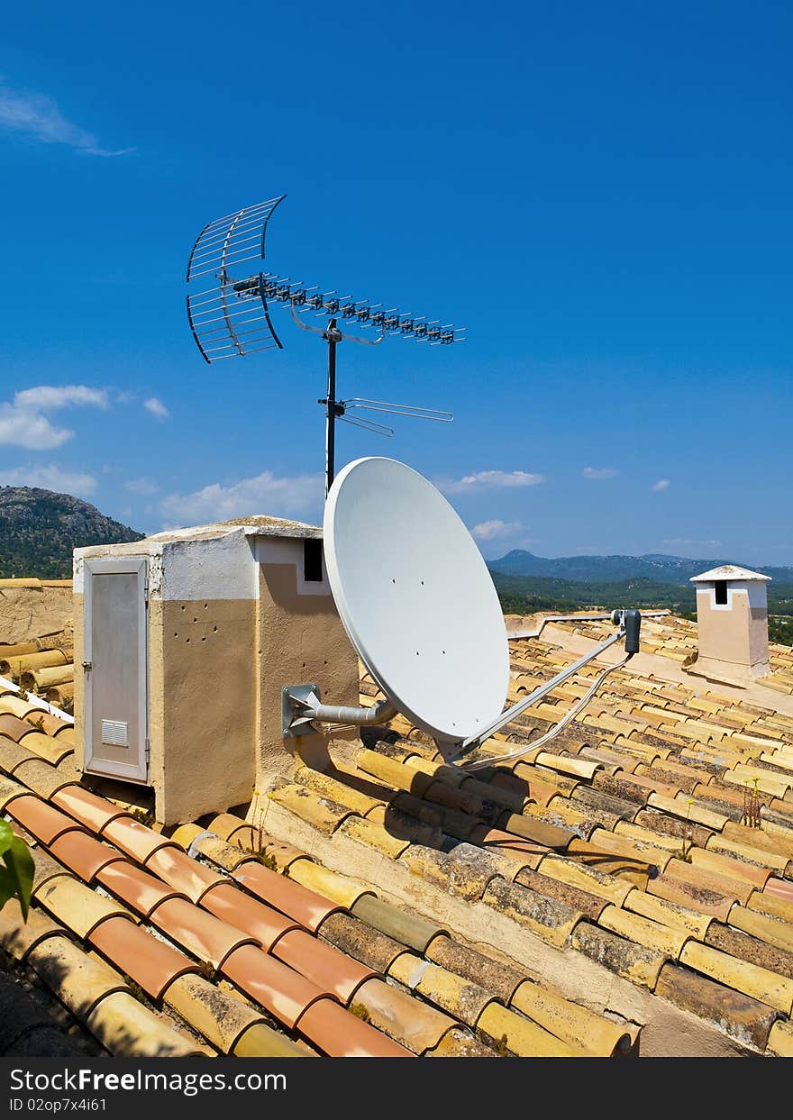 Antenna on a Tile Roof