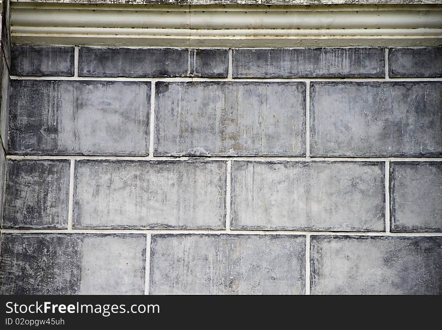 Walls made of brick. Older than 100 years and still maintain the same durability. Walls made of brick. Older than 100 years and still maintain the same durability.