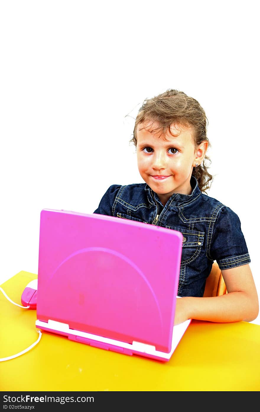 A small girl and computer