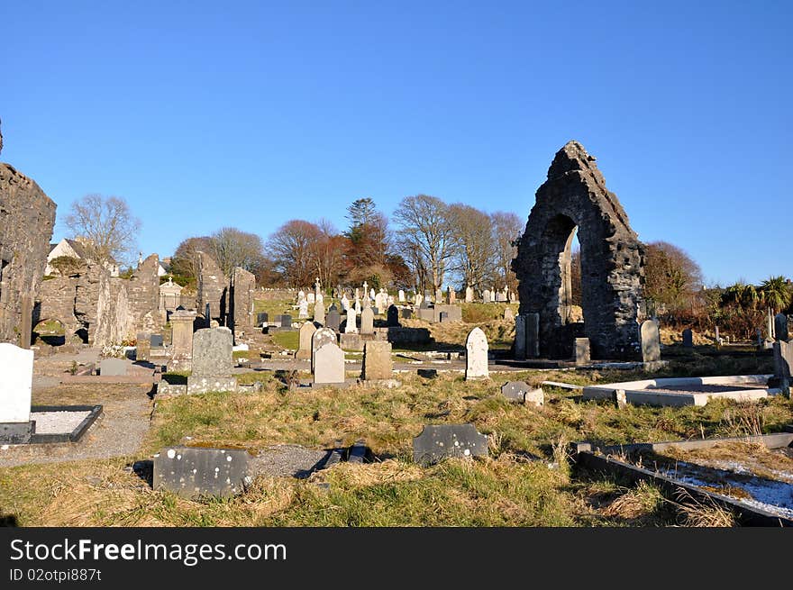 Crypt In Ruins