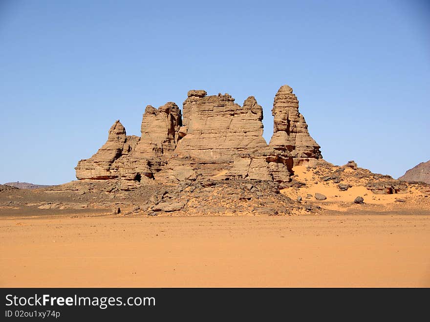 Peaks in Libyan desert