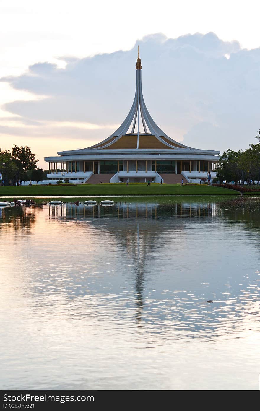 King Rama 9. Garden