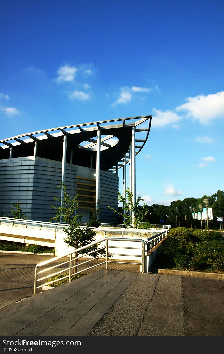 Sports Park, Minhang District, Shanghai metals and badminton hall, under the blue sky  was taken in July 19,2010