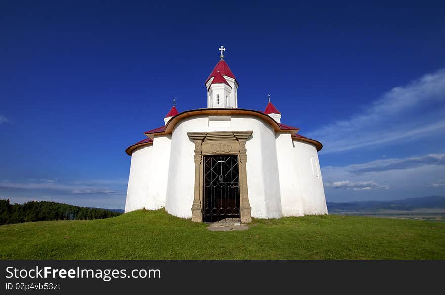 Small chapel at Sanzieni