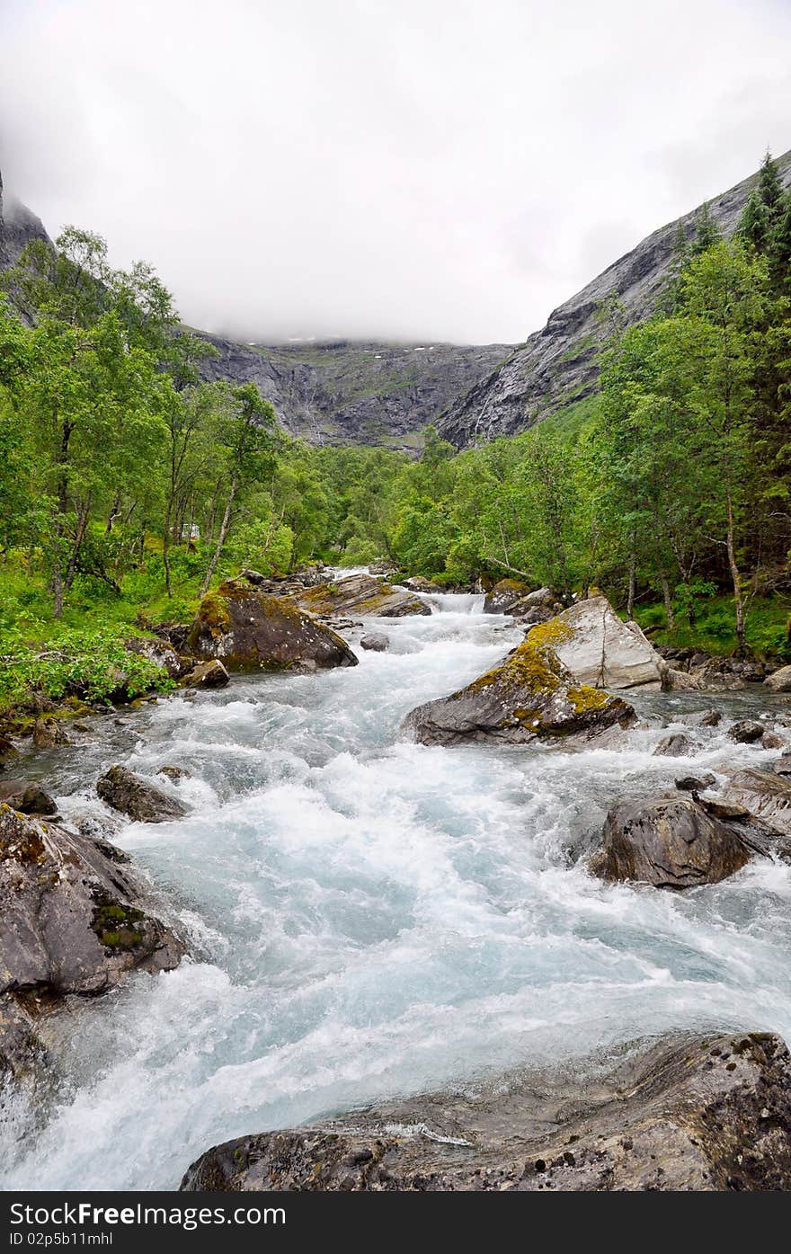 Trollstigen river