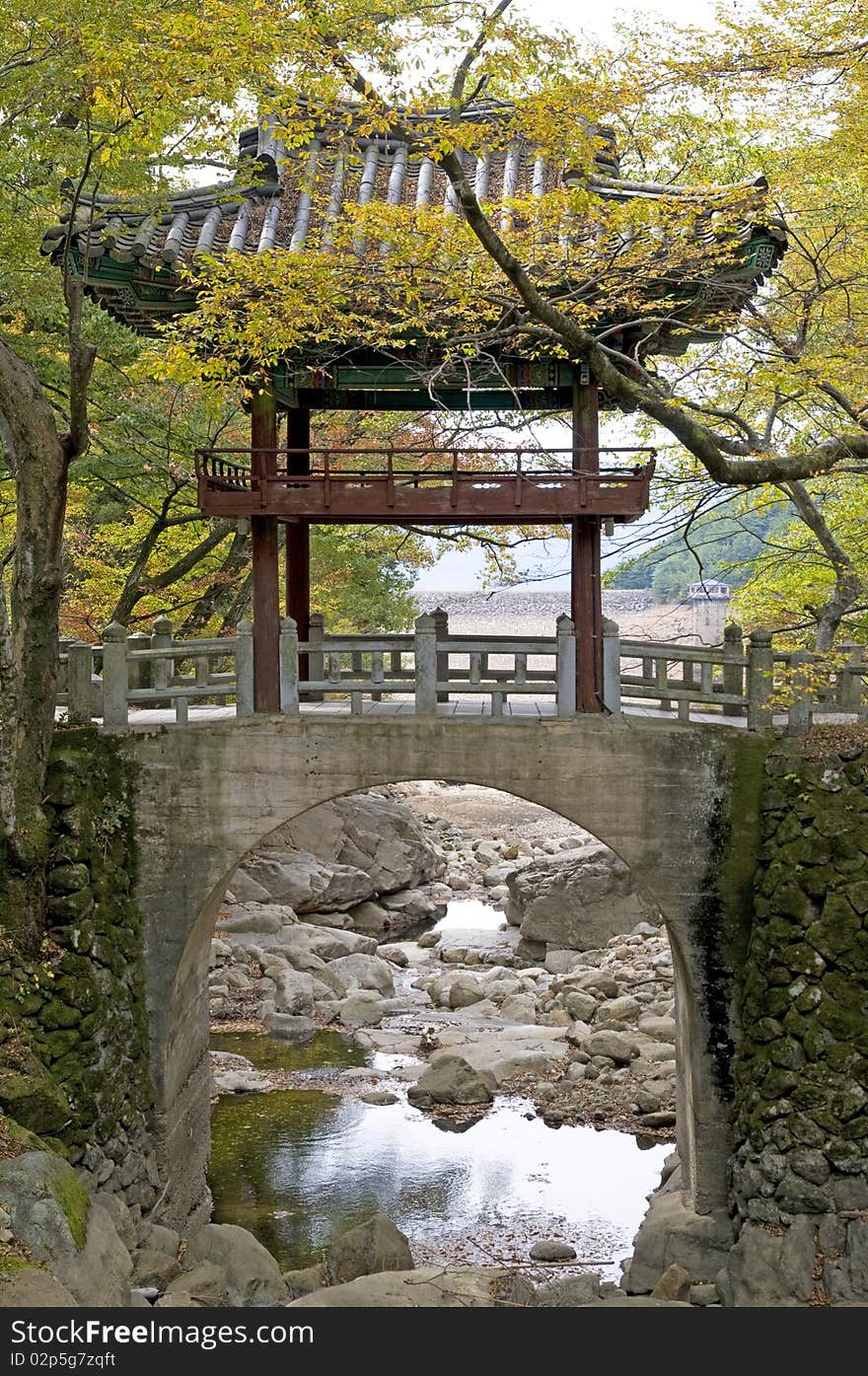 Temple Bridge in Autumn Colors