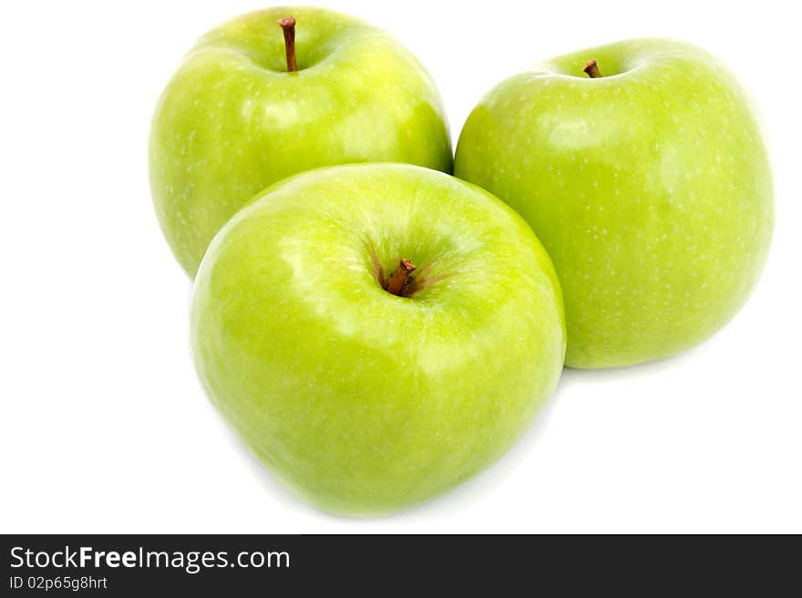 Green apple in white background isolated